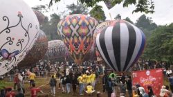 52 Tim Ikuti Lomba Balon Udara Tradisional Wonosobo