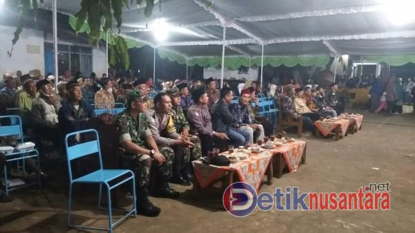 Pagelaran Wayang Kulit 'Gatotkaca Mbangun Pringgondani', Semarakkan Merti Desa dan HUT RI ke-77 Desa Bandungrejo Purworejo