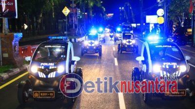 Pengamanan KTT G20, Polwan dan Kowad Patroli dengan Mobil Listrik